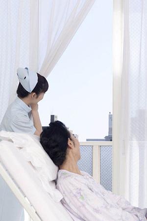 自然に見える医療ウィッグを見つけよう